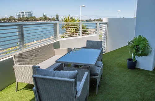 Mandurah Apartment | Bridgepoint 103 - 2 Bedroom Apartment