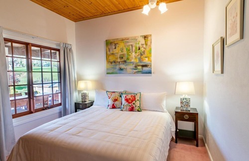 Tooma Bed & Breakfast | Brigham House