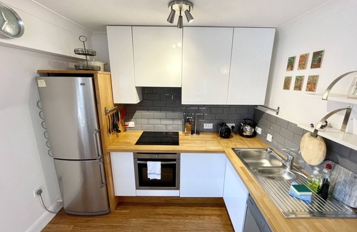 Saint Paul's Apartment | Bright 1 double bed apartment near Cabot Circus