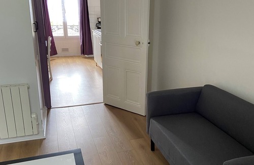 Vannes Apartment | Bright 2-room apartment 10 minutes' walk from port, station and town center