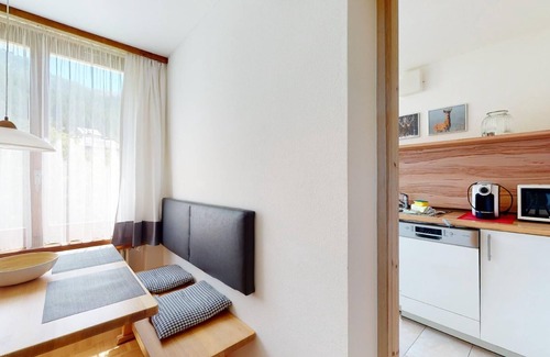 Surlej Apartment | Bright 2-room apartment approx 45m on the first floor (second mezzanine), in a q