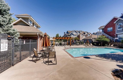 Aurora Condo | Bright and Beautiful Main Floor Condo