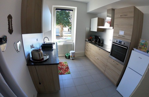 Saint Joseph/Mittelharth Apartment | Bright and comfortable apartment near the historic center