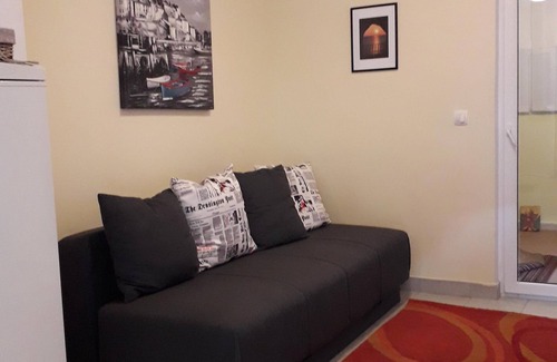 Maini Apartment | Bright and fresh beach apartment - Stay 6 nights and get the 7 the night free