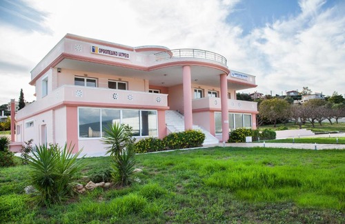 Markopoulo Mesogaias Apartment | Bright and Relax Studios in Porto Rafti!