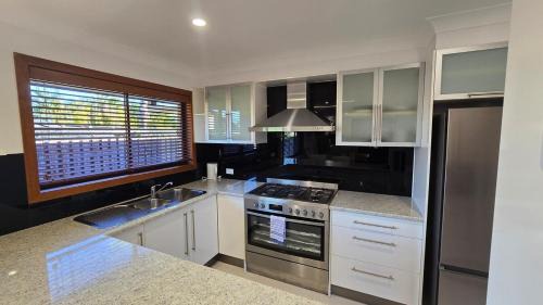Southport House | Bright and Spacious 3BDR Family Home in Southport