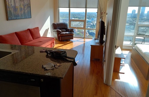 Mississauga Valleys Condo | Bright and sunny corner unit with Balcony. Walk to Square One Shopping Mall.