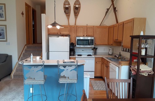 Wildernest Condo | Bright and sunny mountain condo - ALL are welcome!