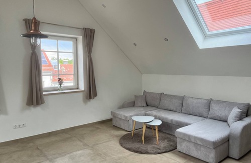 Vellberg Apartment | Bright apartment at the medieval castle of Vellberg