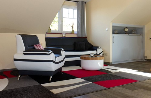Burg-Dorf Apartment | Bright apartment with balcony, centrally located