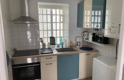 Larmor-Baden Apartment | Bright apartment in country house 100 m from port