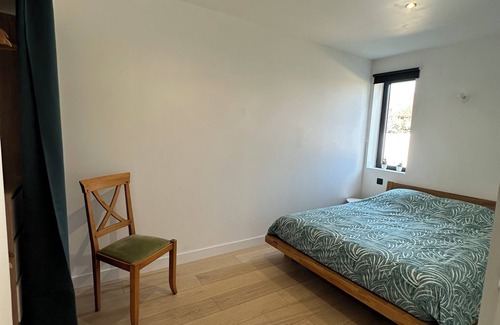 Tosse Apartment | Bright apartment in the heart of a recently renovated villa.