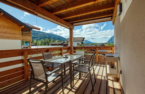 Morillon Apartment | Bright apartment with terrace & Wifi in Verchaix