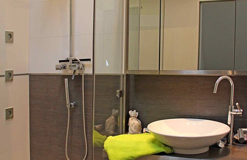 Obergiesing Apartment | Bright attic studio in a quiet side street, Giesing, short distances to the city center
