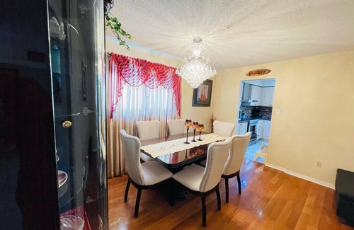 Brampton House | Bright & Beautiful 3BR Getaway