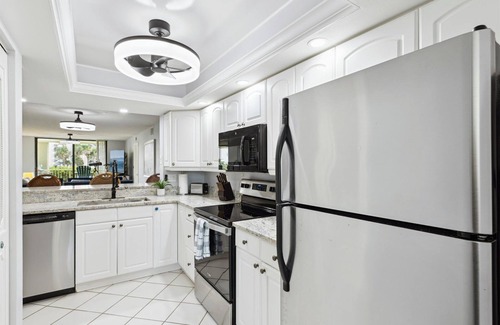 Cocoa Beach Condo | Bright & Breezy Cocoa Beach Getaway – Family-Friendly with Ocean Views & Private Balcony!