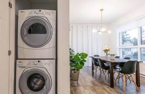 Longueuil Condo | Bright & Charming 3BDR, Longueuil, Free Parking
