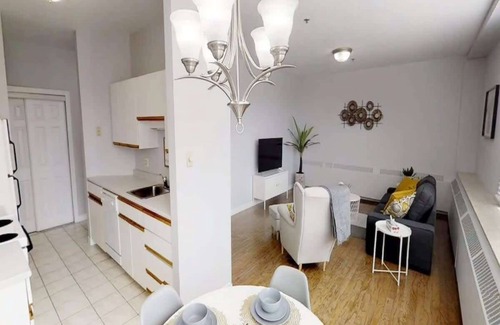 Saint John Condo | Bright Cozy Condo The Heart of Uptown 2BED Coffee & tea
