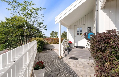 Stavanger House | Bright, Cozy & Modern villa
