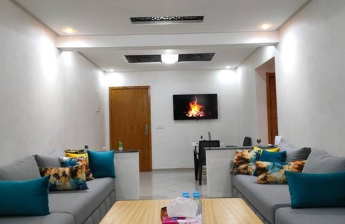Agadir Bay Apartment | Bright, Cozy, Relaxing with a Pool, (5 min to Sea)