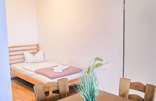 Weiden in der Oberpfalz Apartment | Bright 2 room apartment in Weiden