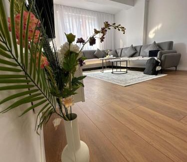 Çagllavicë Apartment | Bright flat in Fushë Kosova