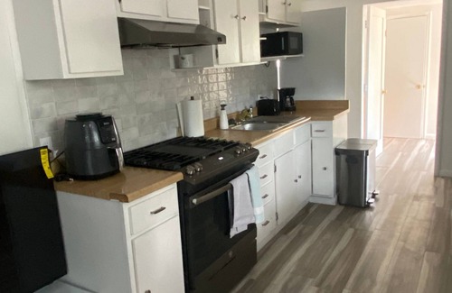 Villa Park House | Bright House Unit: Your Private Retreat!