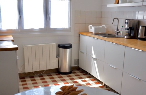 Le Palais House | Bright house with garden, close to Palais, Citadelle, Castoul beach