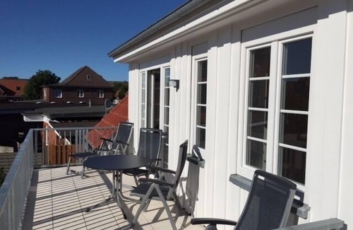 Langeoog Apartment | Bright & modern, 4-star apartment for up to 5-6 people (maisonette)