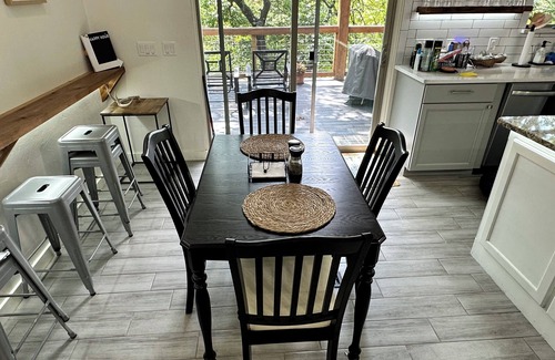 Park Hill House | Bright, modern, and comfortable home on Lake Tenkiller