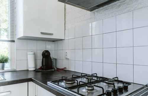 Ouddorp House | Bright modern furnished holiday home with lots of privacy