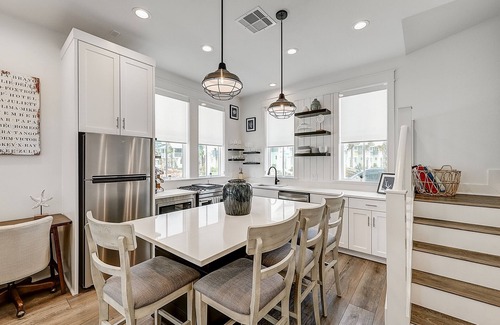 Port Aransas Cabin | Bright, modern home with shaded porch, AC & on-site golf, pool, beach access