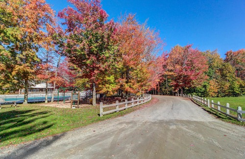 Warren Condo | Bright, mountain escape with pool, hot tub, fireplace, modern kitchen & balcony