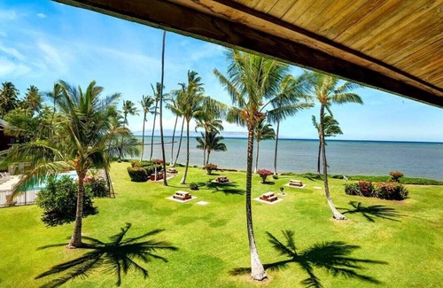 Kaunakakai Condo | Bright Ocean View w/Lanai, Cable-TV, and WiFi–#220