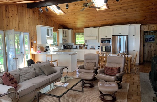 Shorewood House | Bright, open waterfront house with gorgeous sunsets and private beach