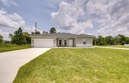 Ocala House | Bright, Pet-Friendly Home 16 Mi to Downtown Ocala