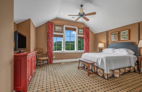 Mill Spring Villa | Bright's Creek Club - Four Bedroom Villa