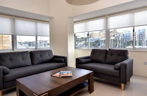 Msida Apartment | Bright & Spacious 2 Bedroom with Marina View