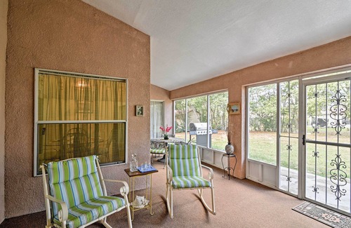 Spring Hill House | Bright Spring Hill Home: 5 Mi to Weeki Wachee Park