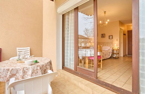 Barbotan-les-Thermes Apartment | Bright Studio T1 with Terrace, for 2 Guests - Free Wifi