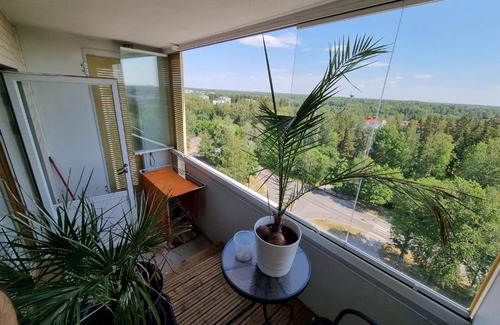 Myyrmaki Apartment | Bright studio top floor