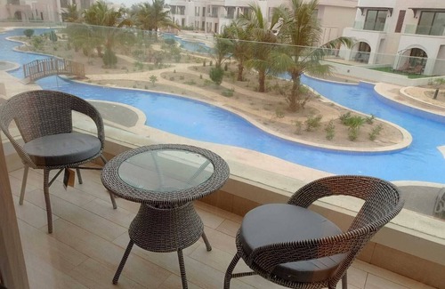 Salalah Apartment | Bright Studio with Pool View Balcony