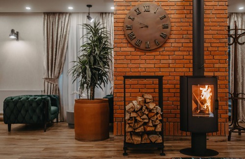 Telavi Hotel | Bright-Stylish place with pool, Bar & Restaurant