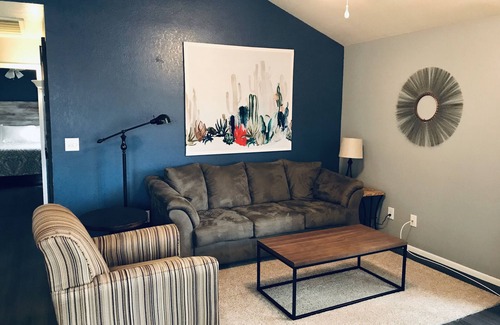 Tucson Condo | Bright, stylish retreat near the Foothills