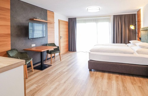 Innsbruck Apartment | Bright, stylishly furnished vacation apartment with a view of the mountains.