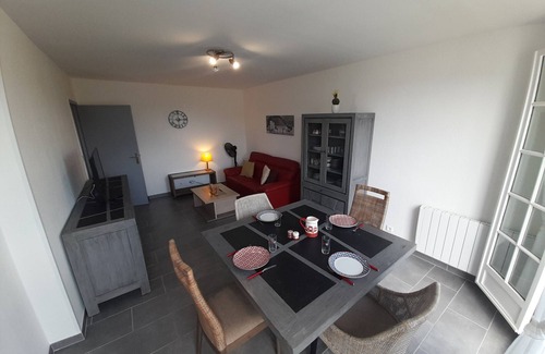 La Roche-Posay Apartment | Bright T2 with Wi-Fi in central La Roche-Posay