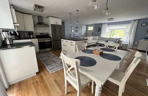 South Yarmouth Cottage | Bright, updated cottage only 1.6 mi to beaches Large private yard w/2 Tier deck.