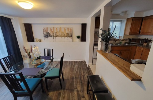 Rosemount House | Bright Walk Out Unit