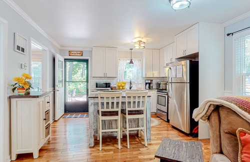 Sautee Nacoochee Cabin | Bright woodland home with deck & firepit - near activities & vineyards -1 dog OK