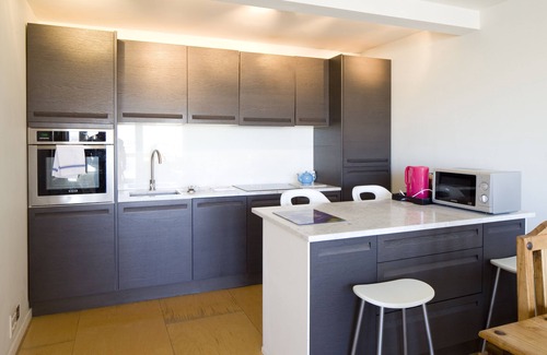 Seafront Apartment | Brighton Bella Vista - Sea front, Sea View Apartment - by Stay in the heart of.